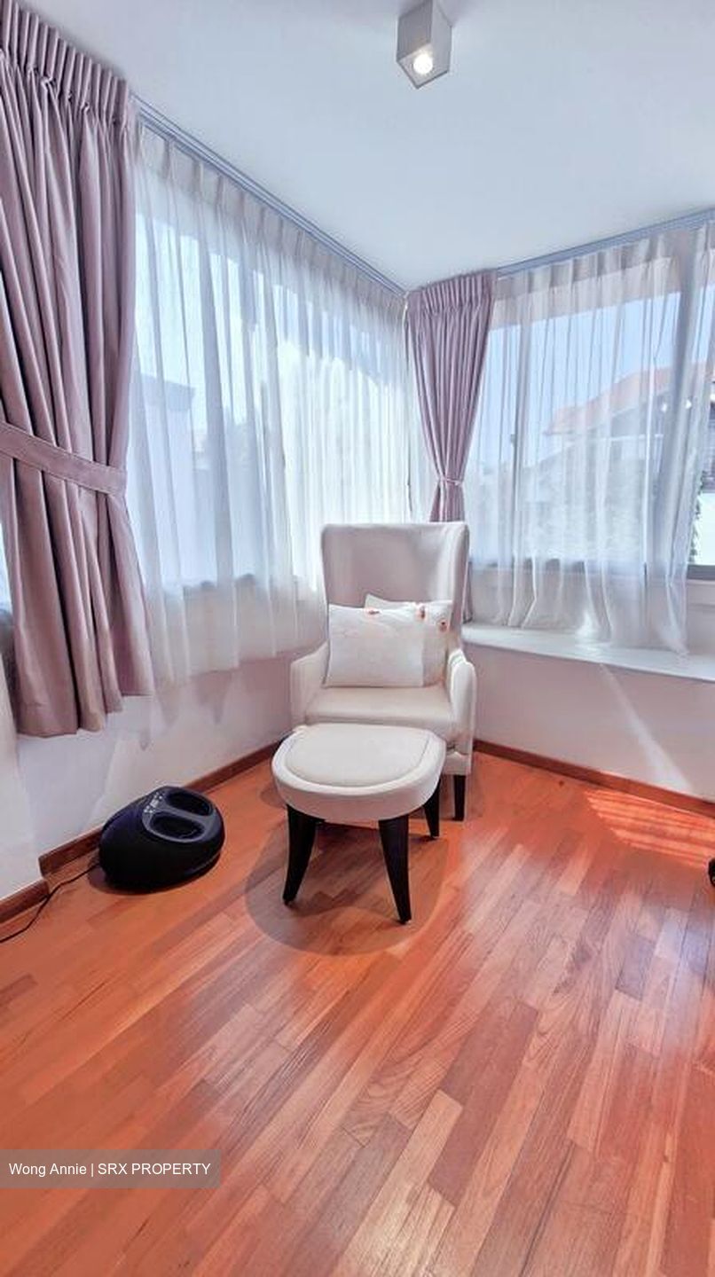 Mera Terrace (D16), Terrace #486124351